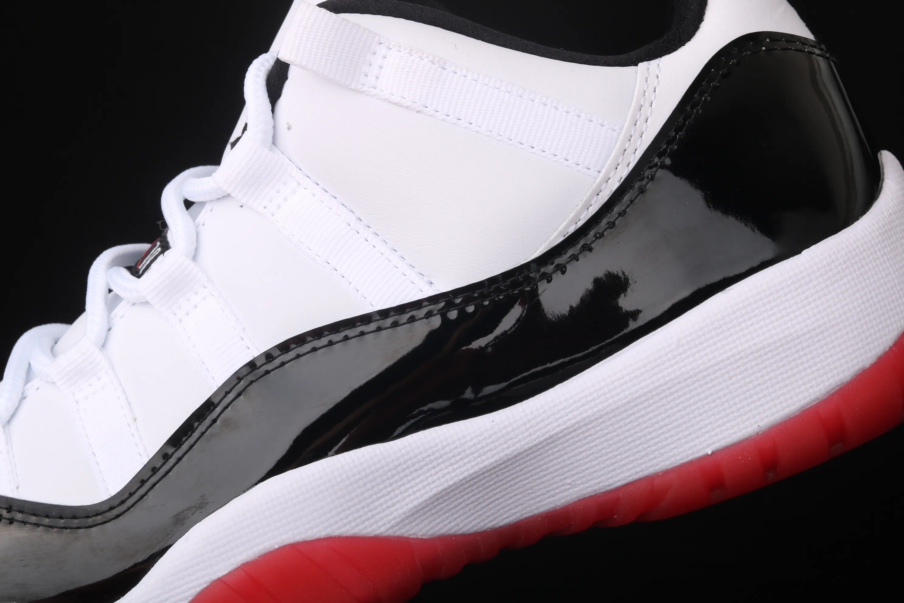 All Categories Air Jordan Jordan Series Basketball Shoes Air Jordan 11 Pure Original Version Air Jordan 11 Retro Low AJ11 Joe 11 Patent Leather Black Red Low Top Real Standard Real Carbon AV2187-160